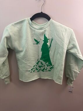 NWT Wicked Elphaba Sweatshirt